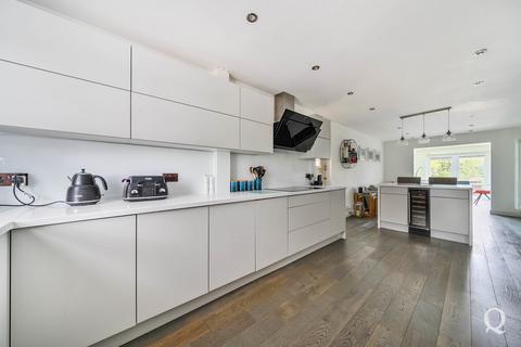 5 bedroom detached house for sale, Mill Lane, Hartlip, Sittingbourne, Kent, ME9