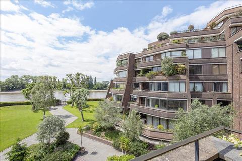 3 bedroom apartment for sale, Alder Lodge, Stevenage Road, Fulham, London, SW6