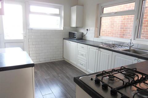 3 bedroom house for sale, Mill Hill Road, Cowes PO31