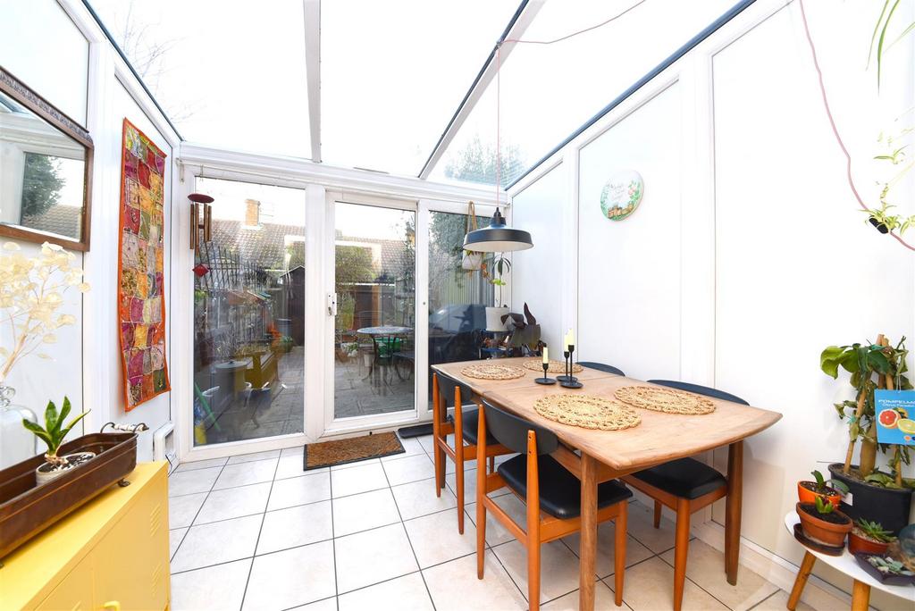 10 Kitchener Road Pic 3.jpg