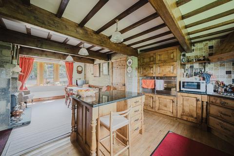 undefined, Manchester Road, Linthwaite, HD7