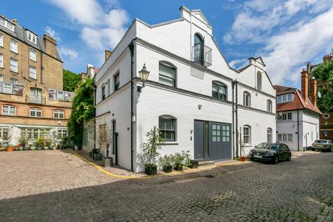 4 bedroom end of terrace house for sale, Hesper Mews, London, SW5