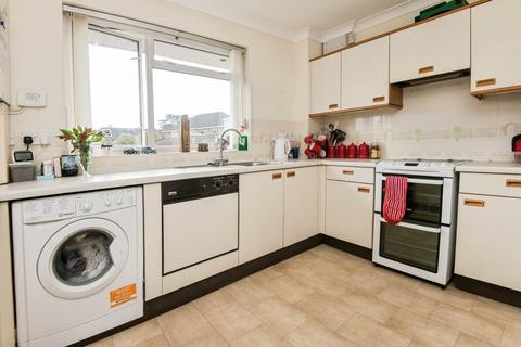 3 bedroom flat for sale, Balfours, Sidmouth EX10