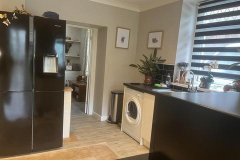60 Heol Morlais, Trimsaran, Kidwelly, SA17 4DG