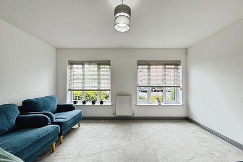 2 bedroom flat to rent, Toddbrook Close, West Didsbury, Manchester, M20
