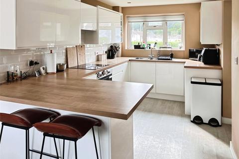 72 Caegwyn, Llanidloes, SY18 6DS