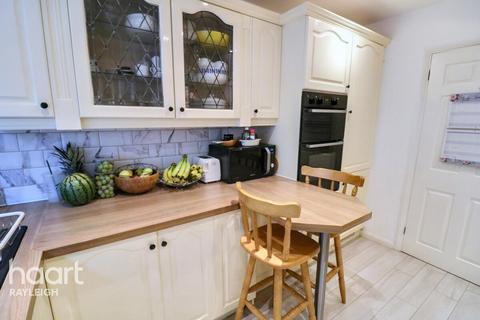 4 bedroom detached house for sale, The Chase, Rayleigh