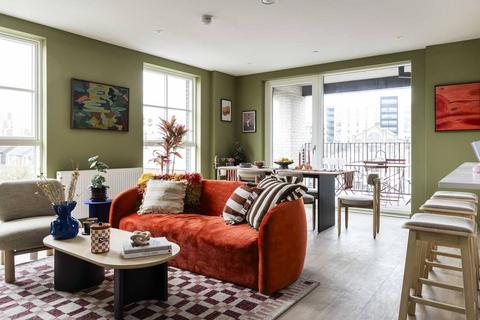 3 bedroom flat to rent, Marble House, Hayes and Harlington, Hayes, UB3