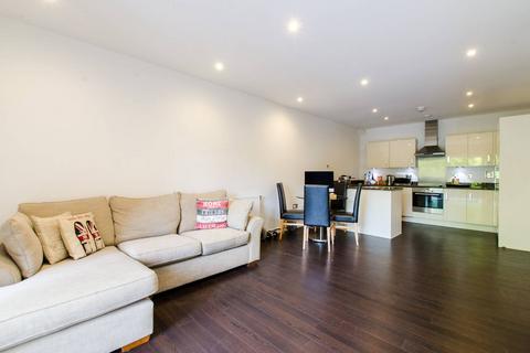 2 bedroom flat to rent, Old Devonshire Road, Balham, London, SW12
