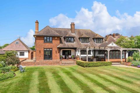 4 bedroom detached house for sale, Mayes Lane, Chelmsford CM3