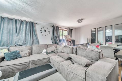83 Cambridge Road, London, SE20 7XJ