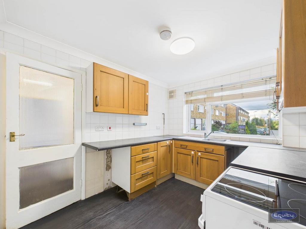 Kitchen (2)