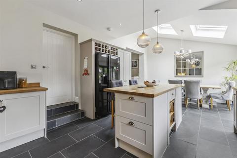 26 Windle Close, Windlesham, GU20 6DZ