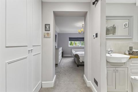 26 Windle Close, Windlesham, GU20 6DZ