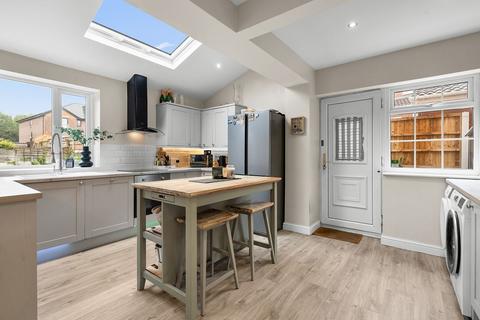 41 Cornwall Avenue, Bolton, BL5 1DZ