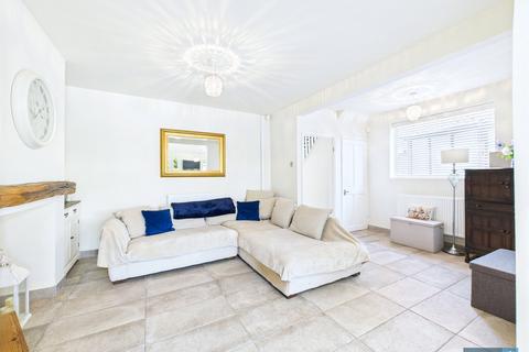 87 Arksey Lane, Bentley, Doncaster, DN5 0RY