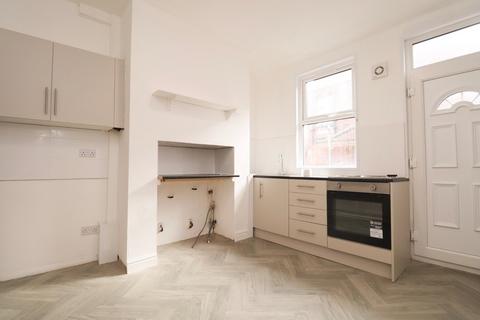 3 bedroom terraced house to rent, Victoria Grove, Leeds, West Yorkshire, LS9