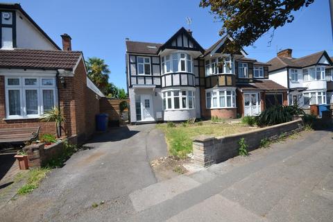 4 bedroom semi-detached house for sale, Kingshill Avenue, Harrow, HA3 8LB