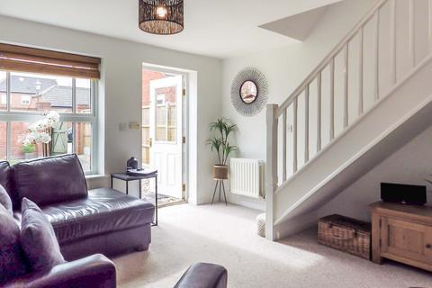 2 bedroom terraced house to rent, Wixon Path, Aylesbury HP19