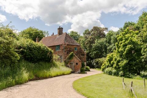 undefined, Ewhurst Green, Robertsbridge, East Sussex, TN32