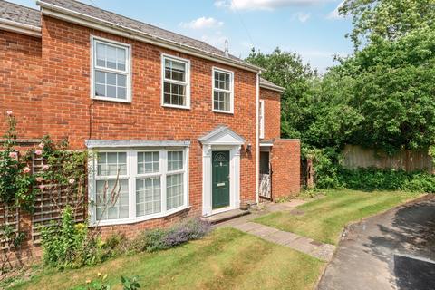 3 bedroom end of terrace house for sale, Bentinck Close, Gerrards Cross, Buckinghamshire