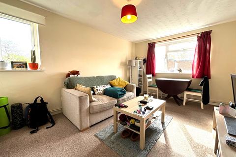 18 Charminster Close, Swindon, SN3 3QB