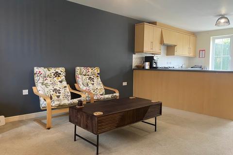 3 bedroom semi-detached house for sale, Winter Gardens Way, Banbury OX16
