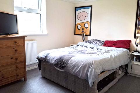 9 Broughton Grange, Swindon, SN3 1LW
