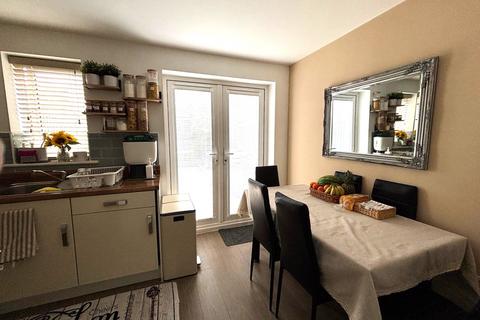12 Bolehyde Close, Coate, Swindon, SN3 6FN