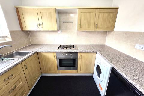 2 bedroom flat to rent, Terrace Street, Rowley Regis B65