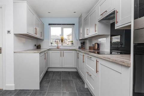 89 Bradley View, Holywell Green, Halifax, HX4 9EA