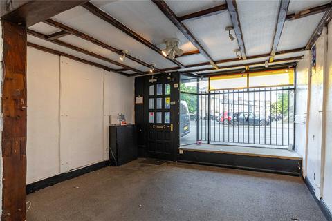 End of terrace house to rent, Park Lane, Macclesfield, Cheshire, SK11