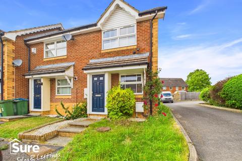 2 bedroom end of terrace house for sale, Simmons Court, Aylesbury, Buckinghamshire, HP21