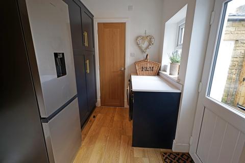 1 North Avenue, Barnoldswick, BB18 6DE