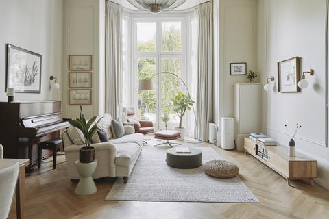 undefined, Belsize Grove, London NW3