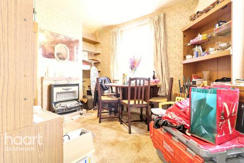 undefined, Halbutt Street, Dagenham