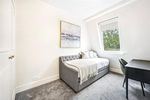 2 bedroom flat to rent, Nevern Square, London, SW5