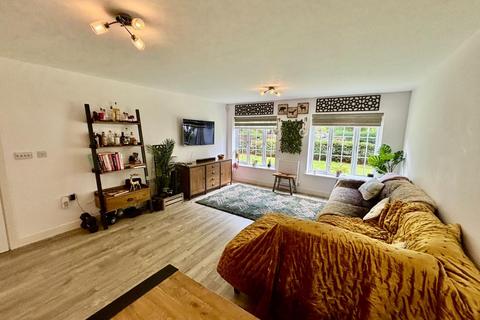 2 bedroom apartment for sale, Toddbrook Close, West Didsbury