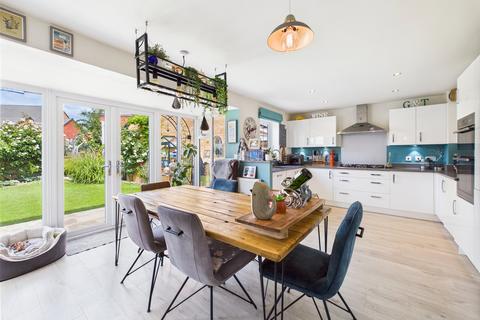 17 Brambling Way, Hardwicke, Gloucester, GL2 4DS