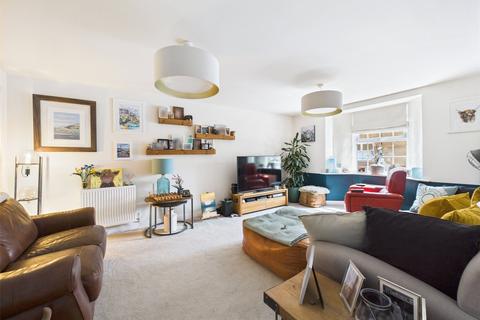 17 Brambling Way, Hardwicke, Gloucester, GL2 4DS