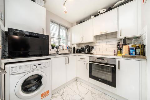 14 Stanton Close, Orpington, BR5 4RN