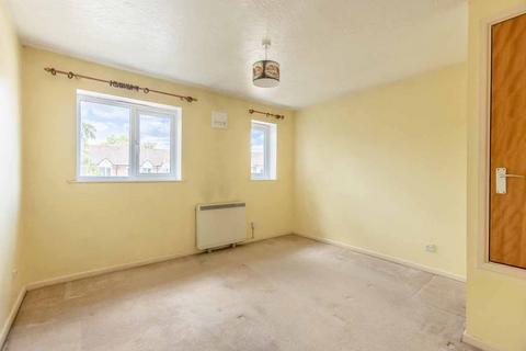 96b Penn Road, Datchet, Slough, SL3 9JE