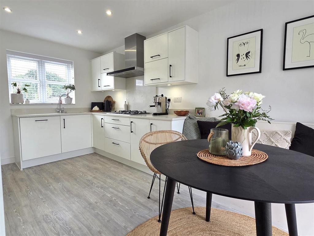 Dining kitchen