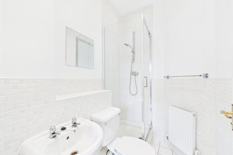 2 bedroom apartment for sale, Osterley Court, Clarence Place, Christchurch, Dorset, BH23