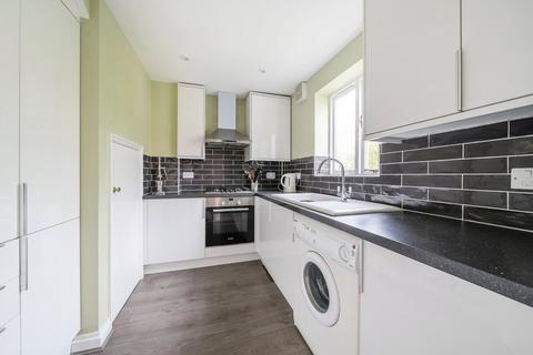 undefined, Kaye Don Way, Weybridge, KT13