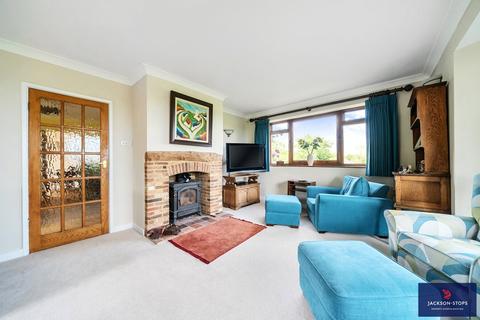 undefined, Eggington, Leighton Buzzard, Bedfordshire, LU7