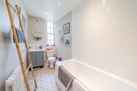 21 Reform Street, London, SW11 5AL