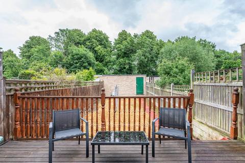 210f Ravensbourne Avenue, Beckenham, BR3 5HG