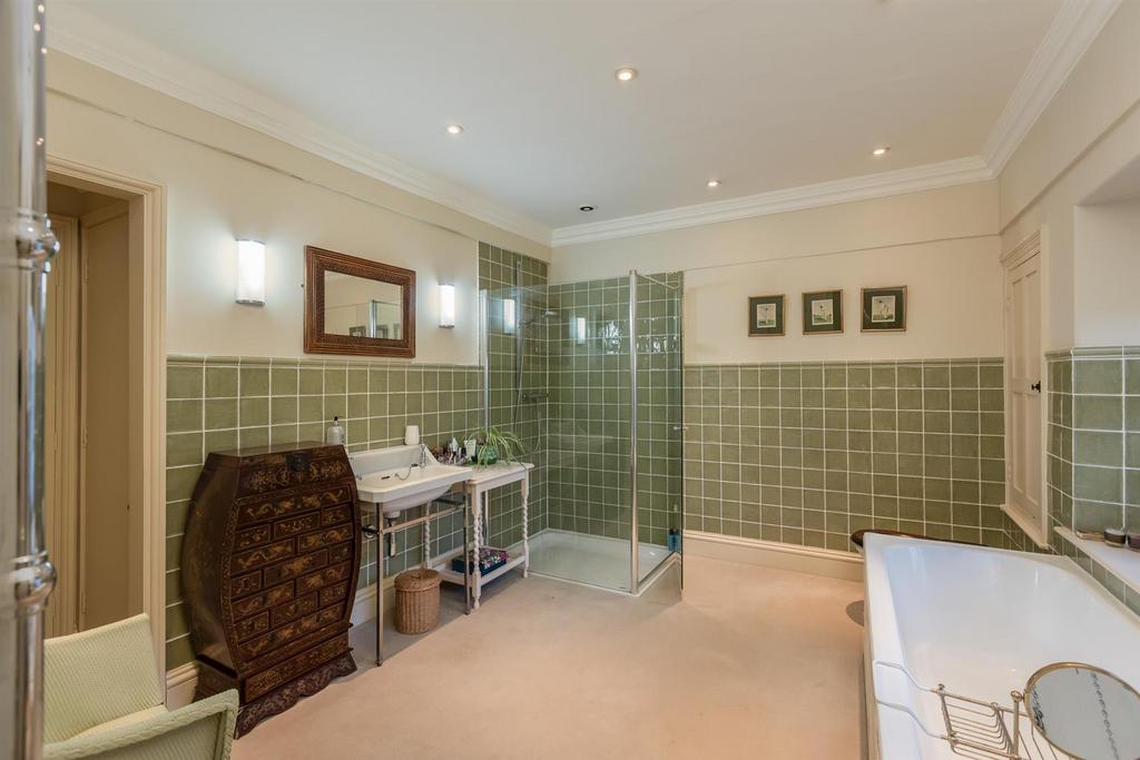 Bedroom 2 En Suite