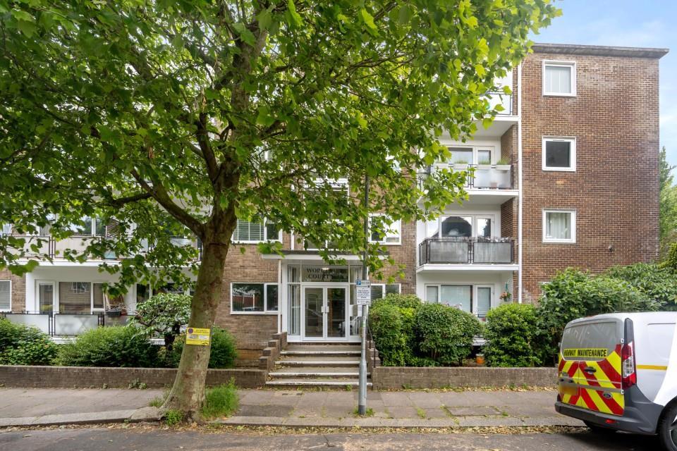 Windlesham Road, Worcester Court, 12-025 (Custom).
